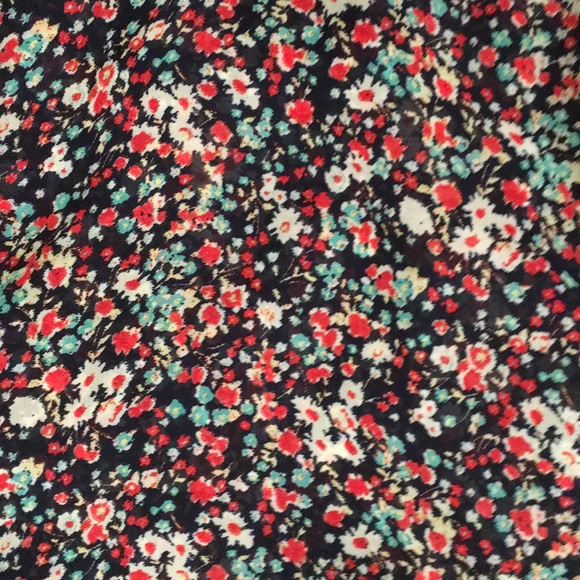 Floral Bell Sleeve top / blouse😍 - Picture 6 of 7